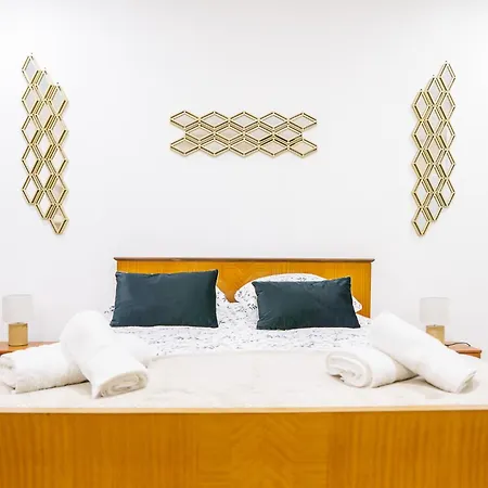 6 People 3 Bedrooms Comfort And Tranquility Appartement Puicheric