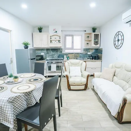 6 People 3 Bedrooms Comfort And Tranquility Apartamento Puicheric