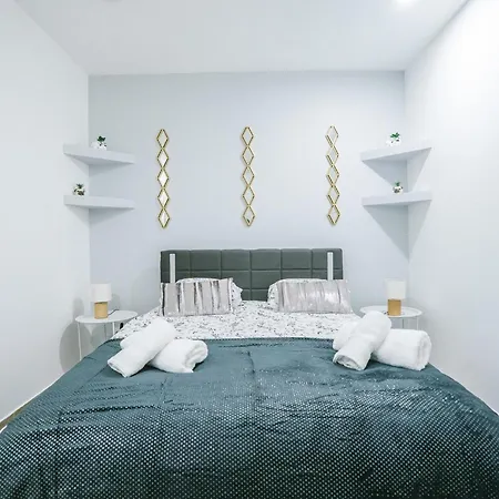 6 People 3 Bedrooms Comfort And Tranquility Puicheric